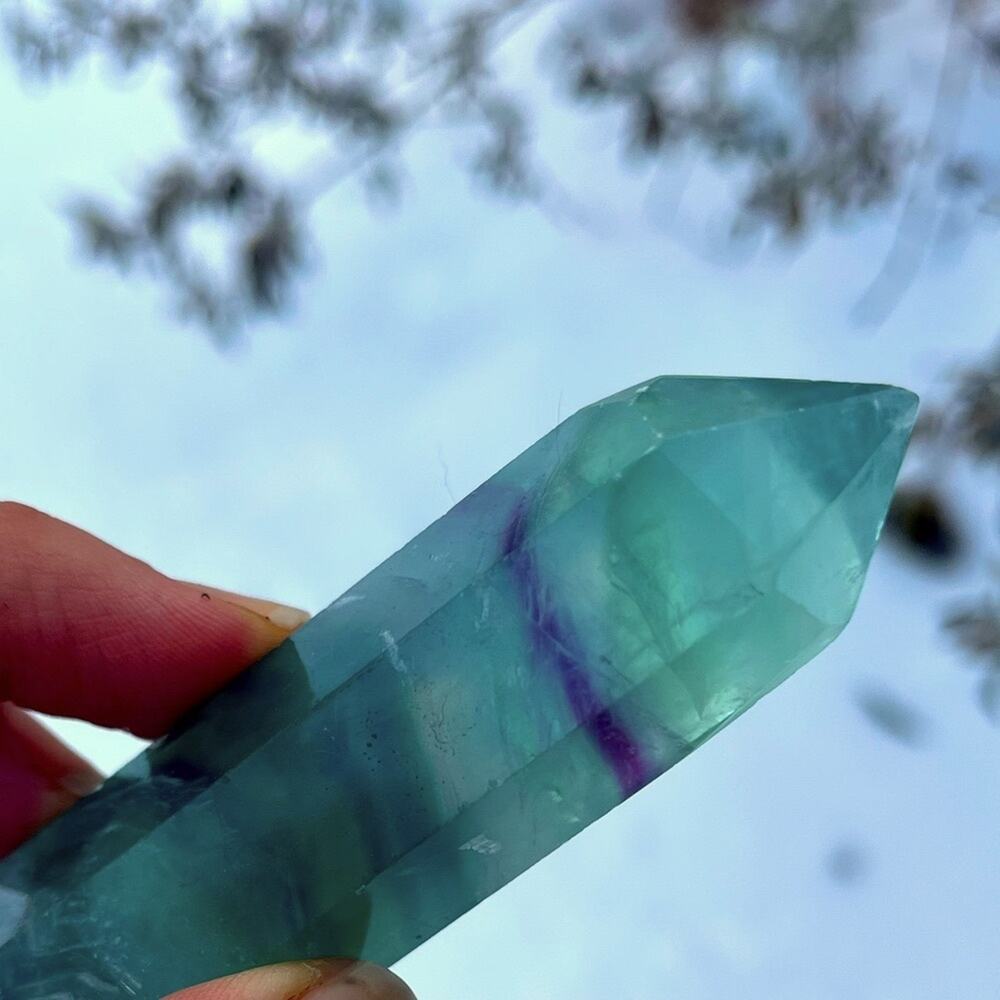 Fluorite Blue-Green Crystal Tower‎ Point Ethical source - Picture 3 of 4